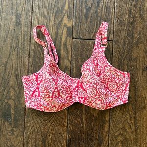 Fantasie pink swim top in size US 32DDD